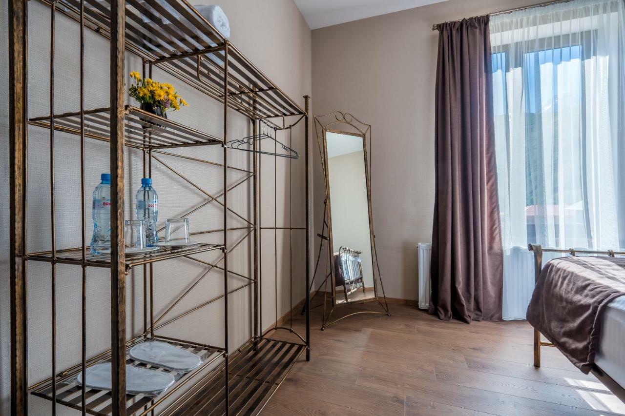 Travel Inn Kazbegi Exterior photo