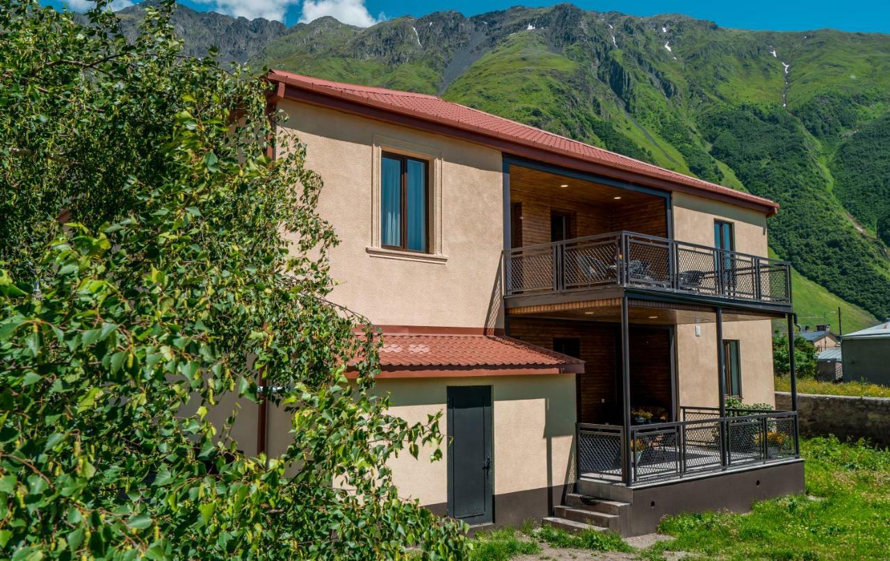 Travel Inn Kazbegi Exterior photo