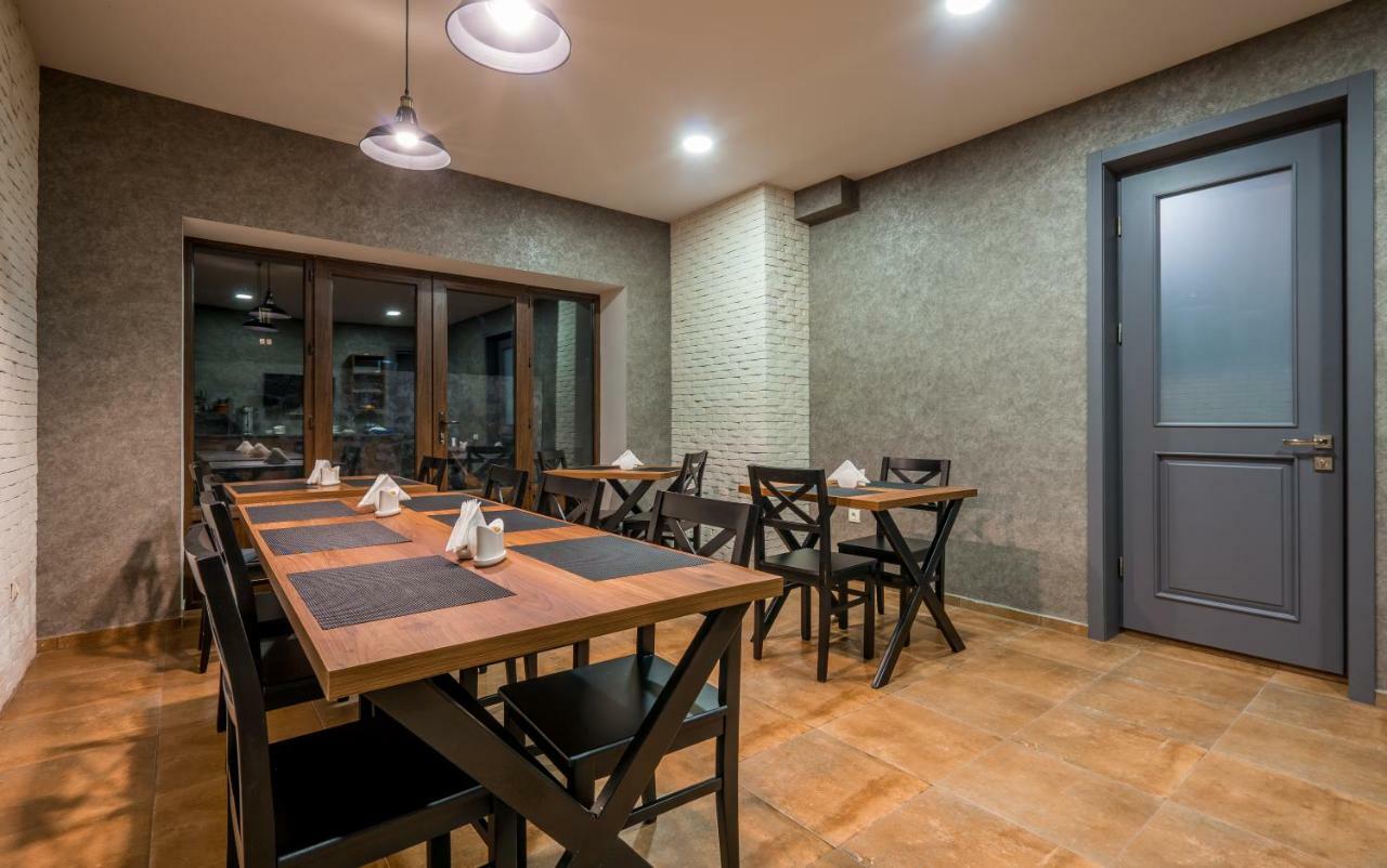 Travel Inn Kazbegi Exterior photo